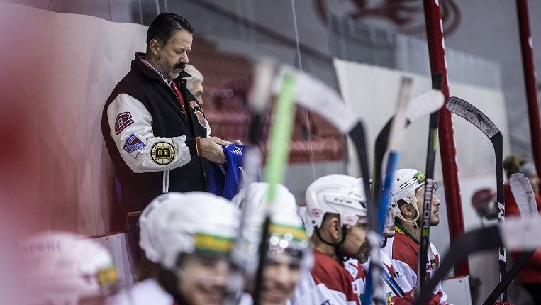 10 nejlepších hokejových filmů a seriálů z Čech a Československa 10-nejlepsich-hokejovych-filmu-a-serialu-z-ce.jpg