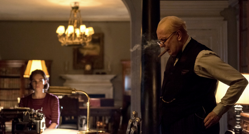 Čeká nás Nejtemnější hodina. Příští týden do kin dorazí válečné drama s Churchillem 20180104163809000000_2_1993.png