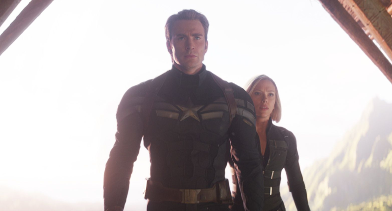 Endgame: V Itálii vztyčili pomník Iron Manovi, scénáristé vysvětlili, jak je to se dvěma Captainy 20190902135437000000_2_6687.png