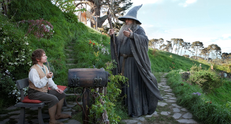 Pán prstenů: Vysvětlíme, co smrt Christophera Tolkiena znamená pro příběhy ze Středozemě 20200127134645000000_2_8357.png