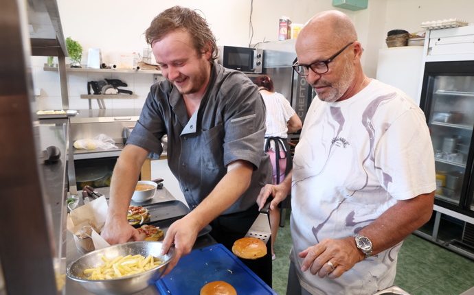 Jakub z pořadu Ano, šéfe! tvrdí, že ho pořad poškodil a označení alkoholika odmítá Ano, šéfe! / Foto: FTV Prima