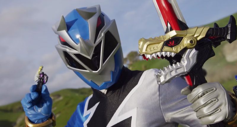 Power Rangers už možná dobojovali své – proč je čas nechat sérii odejít Power Rangers / Stážci vesmíru / Saban Entertainment