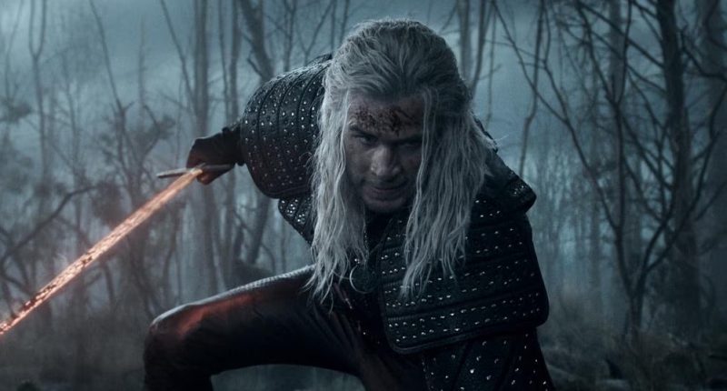 Liam Hemsworth převzal roli Geralta ve čtvrté řadě Zaklínače, ale diváky nepřesvědčil Zaklínač / Foto: Netflix