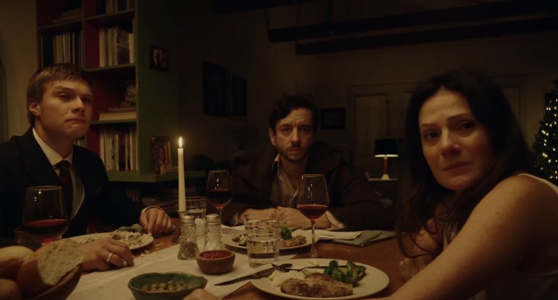 Výbušná černá komedie Supper rozkrývá skrytá tajemství jedné rodiny Supper / Foto: Omeleto