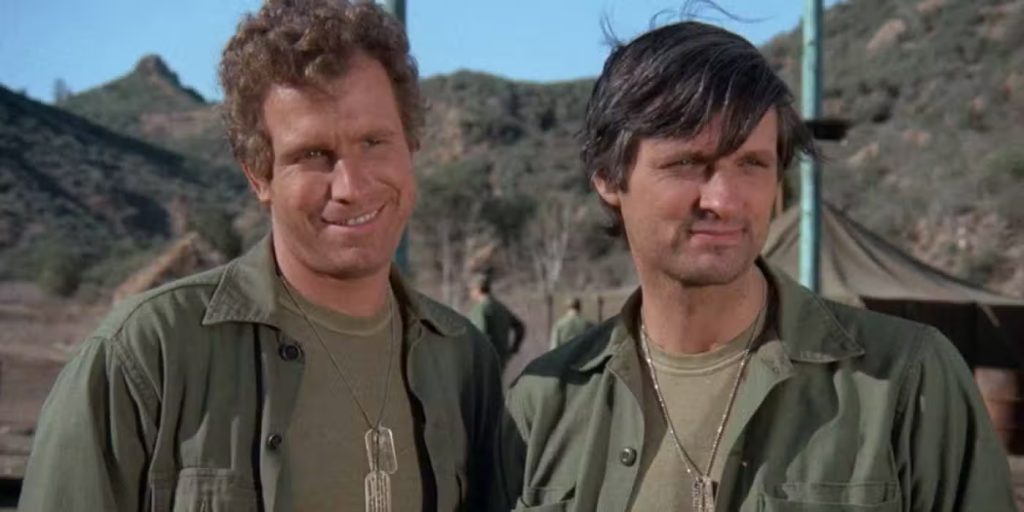 Wayne Rogers a Alan Alda v seriálu M.A.S.H / Foto: 20th Century Fox Television