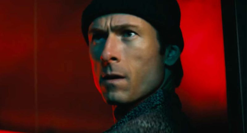 Nový trailer na film How to Make a Killing ukazuje Glena Powella v nejtemnější roli kariéry Glen Powell ve filmu How to make a killing / Foto: A24