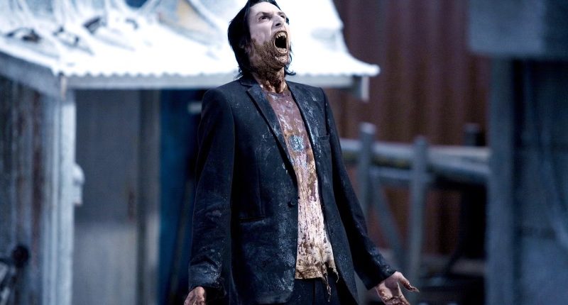 Akta X měla zapomenutý crossover s upírským hororem a většina fanoušků o něm neví 30 dní dlouhá noc / Foto: Columbia Pictures