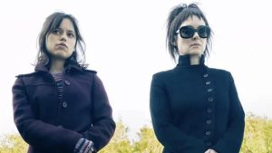 Winona Ryder a Jenna Ortega ve filmu Beetlejuice Beetlejuice / Foto: Warner Bros. Pictures