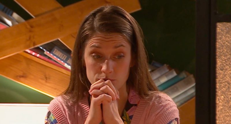 Po plese přichází děsivé odhalení a případ zdrogované Žofky zasáhne školu i celé okolí Seriál Ulice / Se svolením autora TV Nova