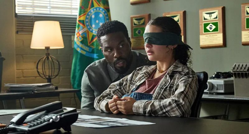 Netflix chystá akční seriál Muž v ohni s Yahyou Abdul Mateenem II o muži zničeném válkou Muž v ohni / Foto: Netflix